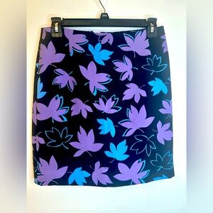 Authentic Gianni Versace Versus Leaf-Print  Mini Skirt Size 38 Italian